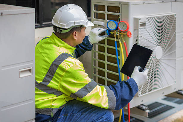 Professional Hvac technician working in Lowell, NC